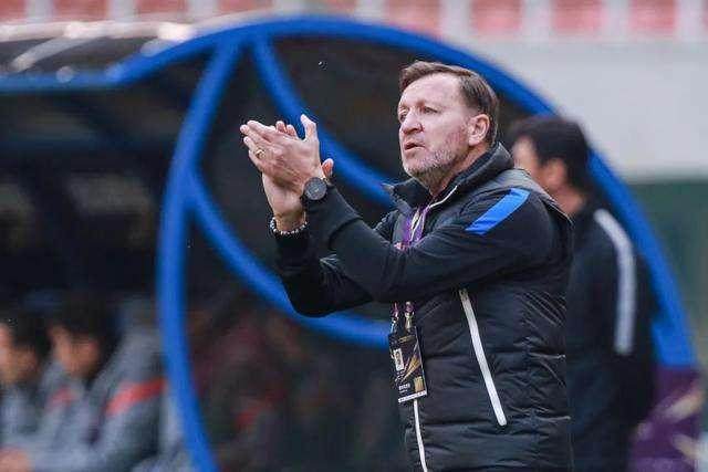 新2管理最新网址-深圳队:对阵中超最强的球队 必须要做到攻守平衡